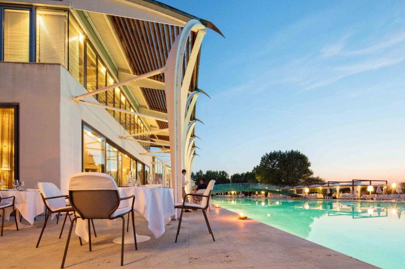 Riviera Golf Resort