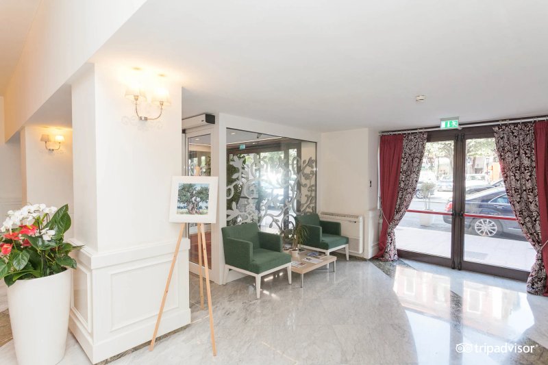 Jr Hotels Oriente Bari