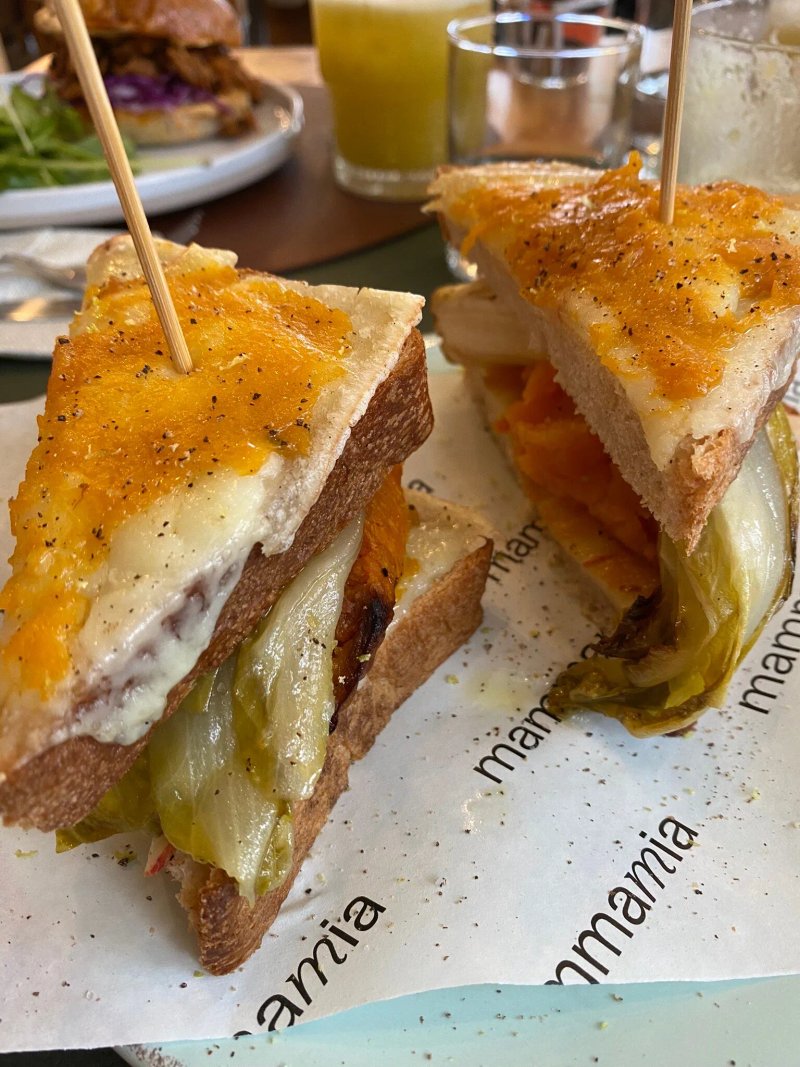 Mamma Mia Cafe
