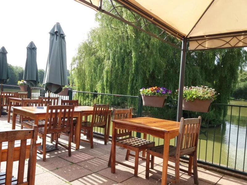 Waterside Cafe