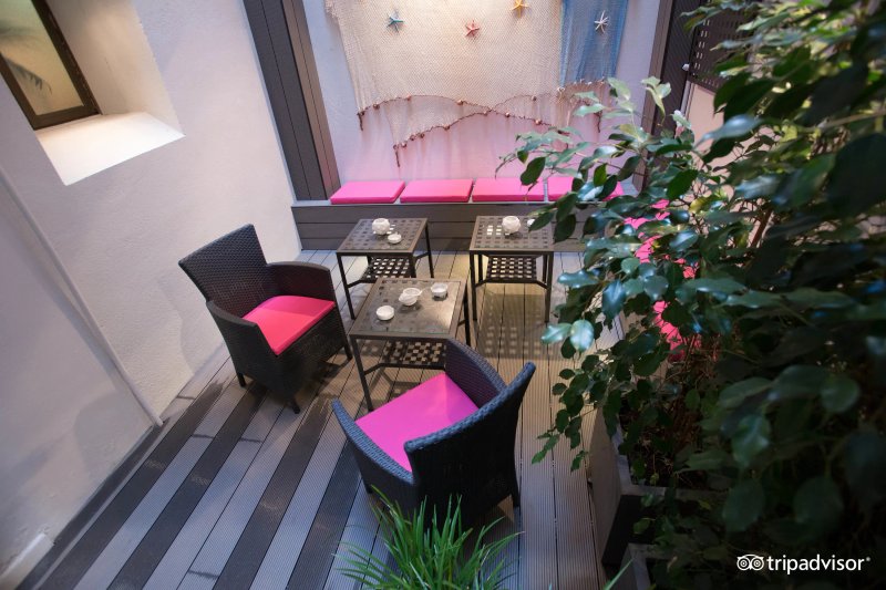 Hotel Oasis