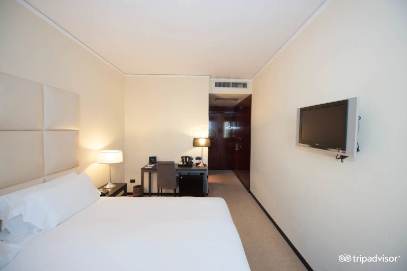 Cosmopolitan Concept Hotel
