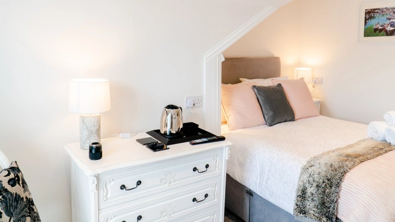 Trefoil Guest House