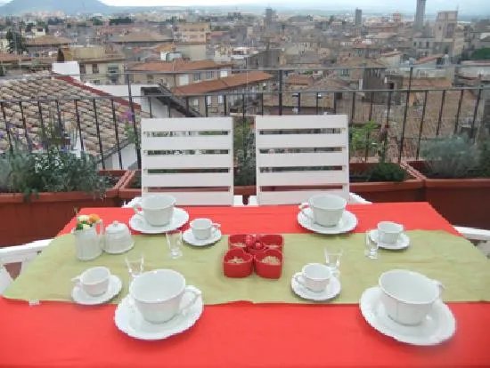 S. Faustino Rooms