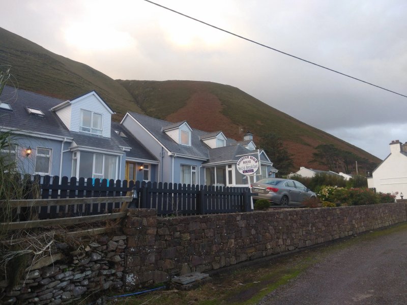 Rossbeigh Beach House B&B