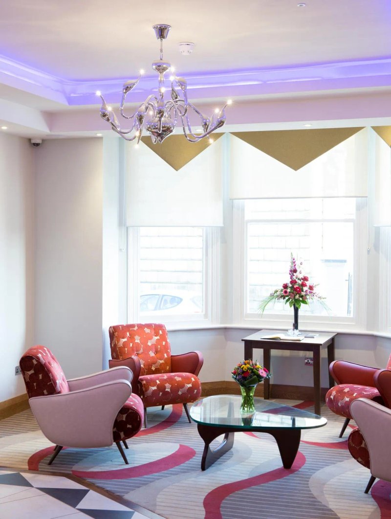 Prom Hotel