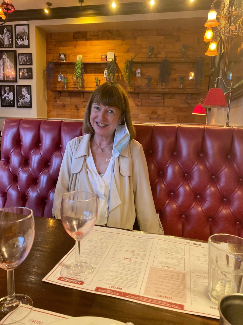 Cafe Rouge - O2