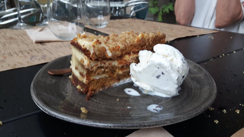 Nomada Street Food And Deli