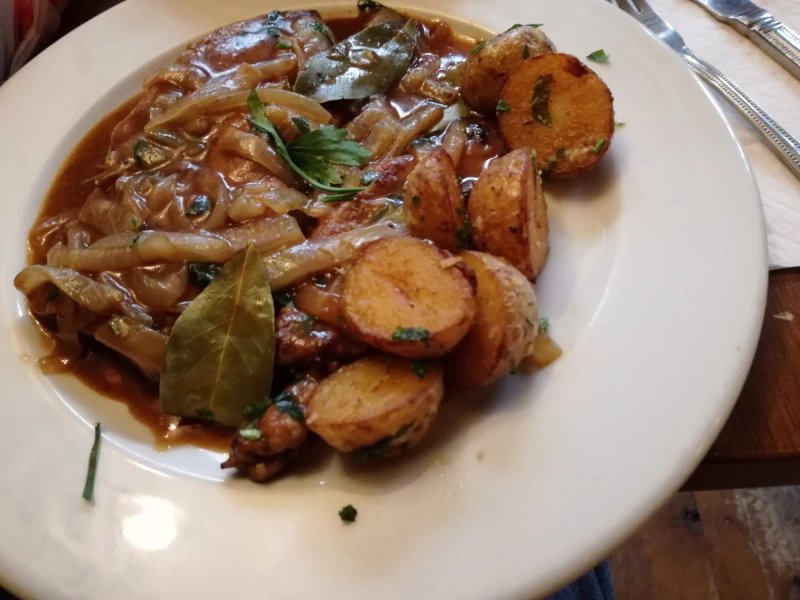 The Olive Garden Luton