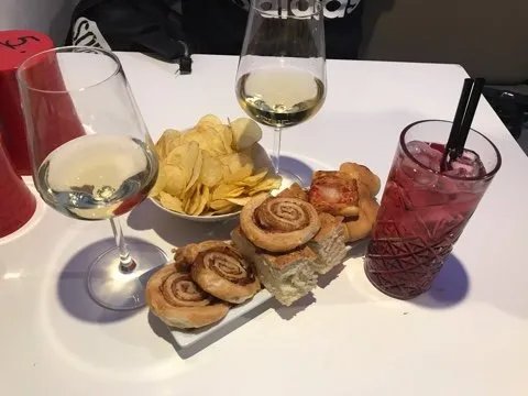 Tj Bar Trento