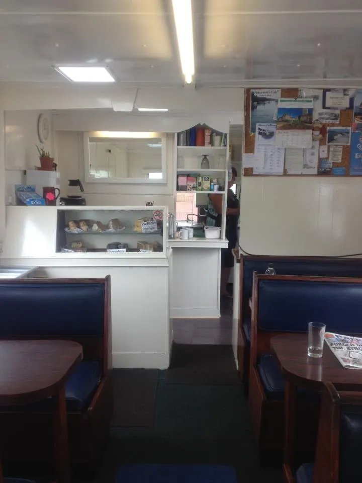 Cafe 'on the quay'