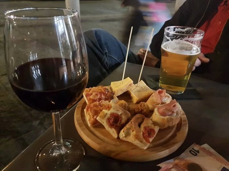 Mercanzie Lounge Bar