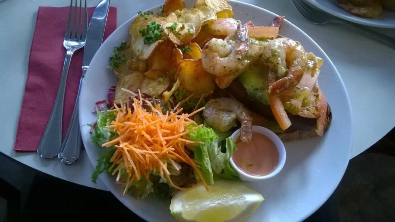 Le Mondial Cafe Restaurant