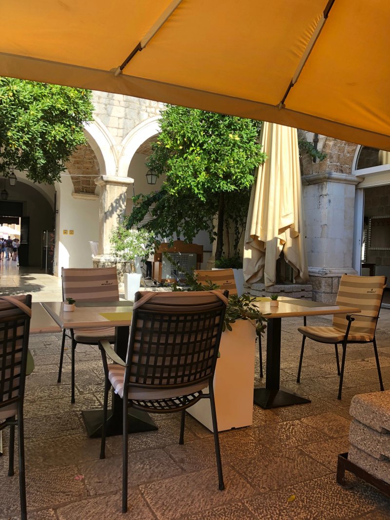 Klarisa Restaurant