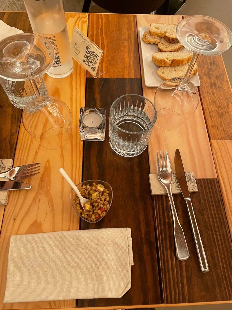 Osti.Nati Fish & Wine