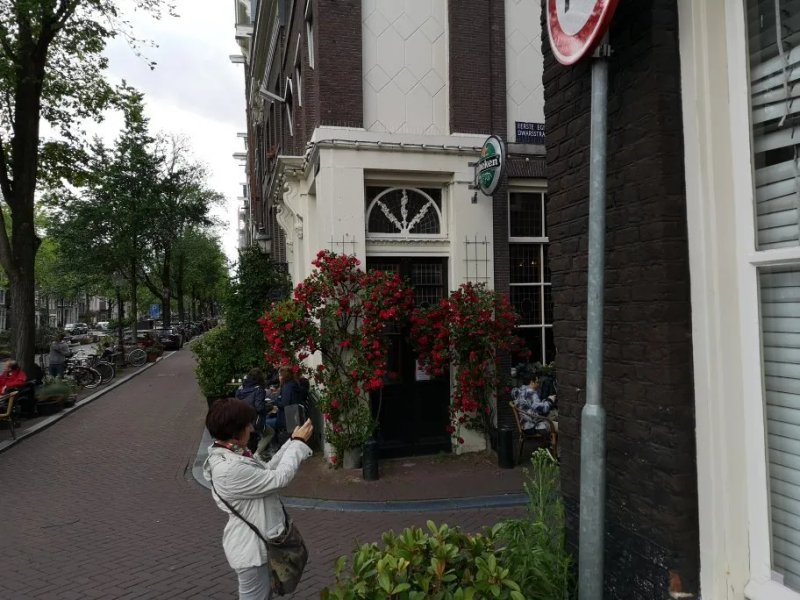 Cafe Smalle