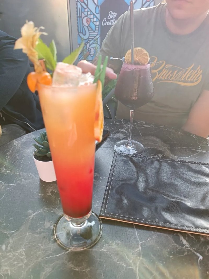 Be Well Bar