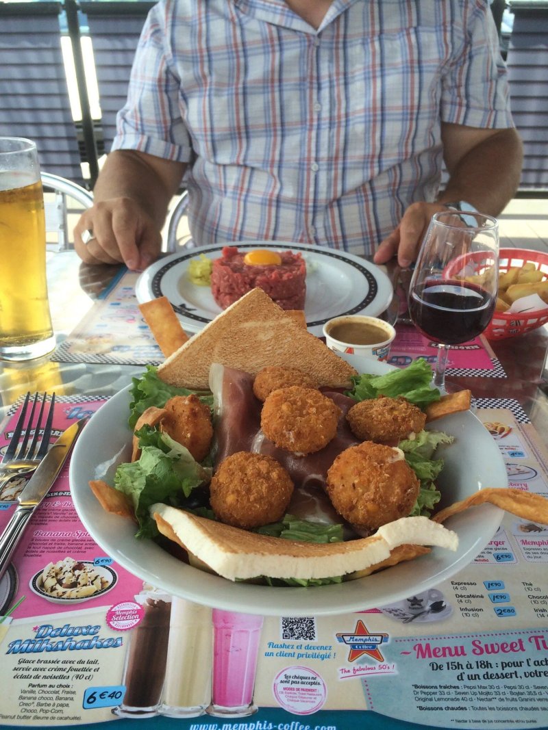 Memphis Coffee Creil St Maximin