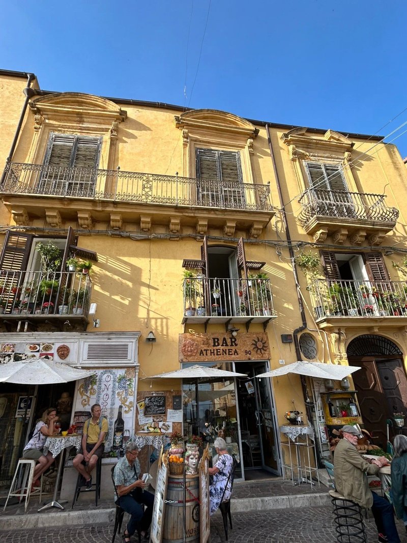 Bar Athenea 90