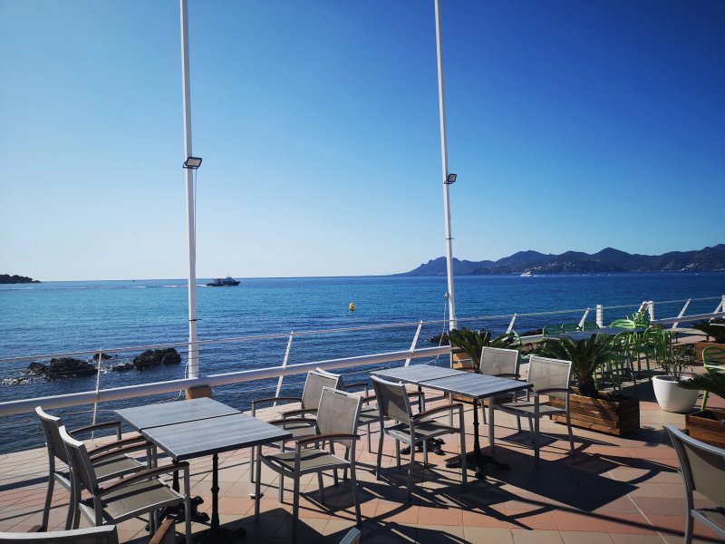 Le restaurant du yacht club de Cannes