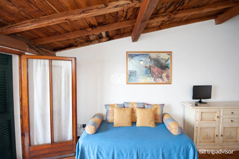 Appartamenti E Camere Edi