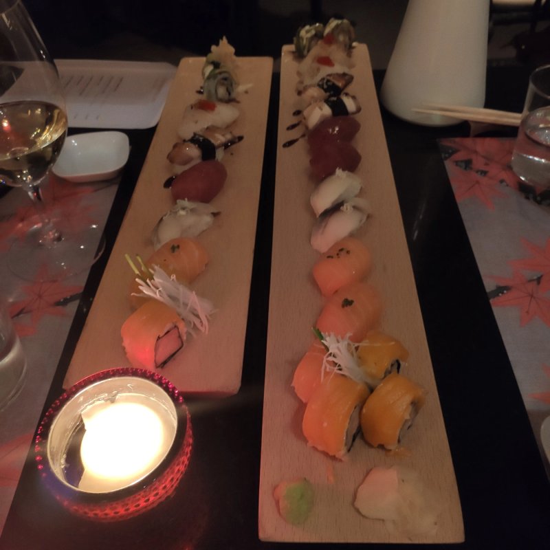 Tahini Sushi Bar & Restaurant