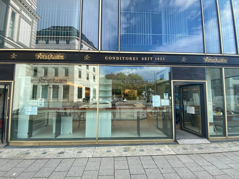 Cafe Kreutzkamm Pacellistr.