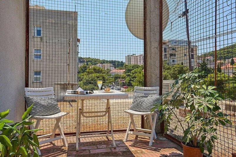 Apartment D&L - Two Bedroom Apartment, Sleeps 3