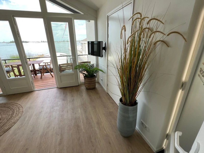Plassenzicht Logies, Vergaderen en SloepVerhuur