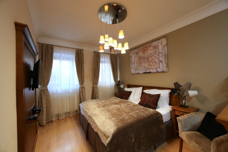 Castle View Apartments