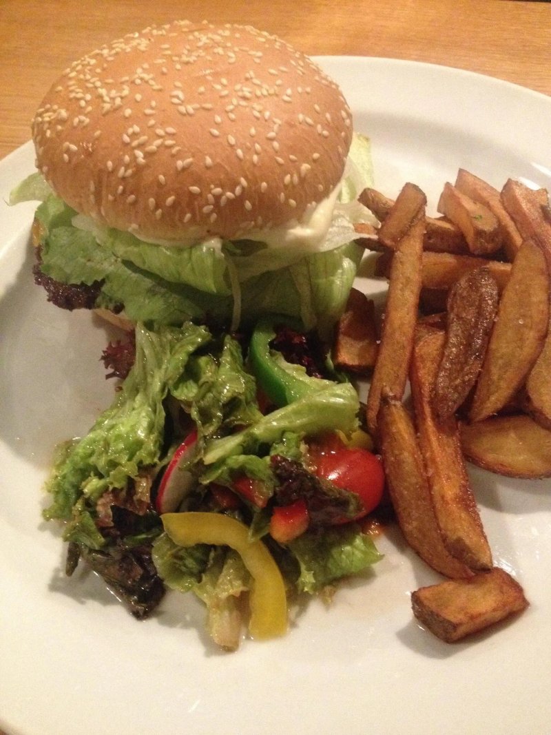 Valcha Restaurant