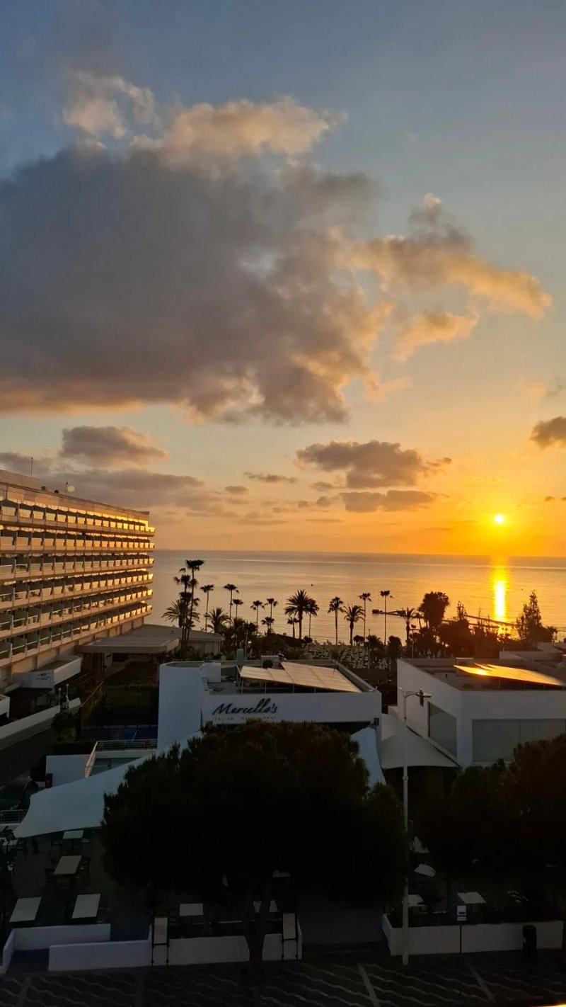 Vangelis Hotel & Suites
