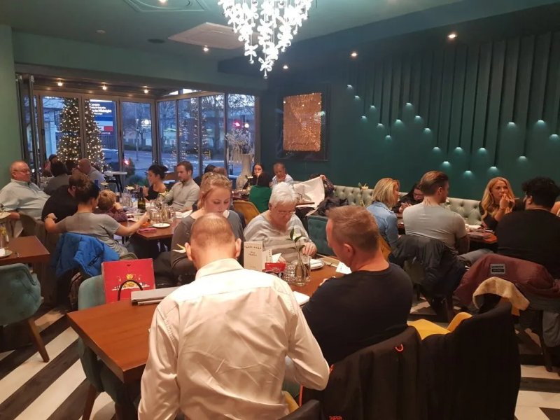 Breeze Mezze Bar & Grill