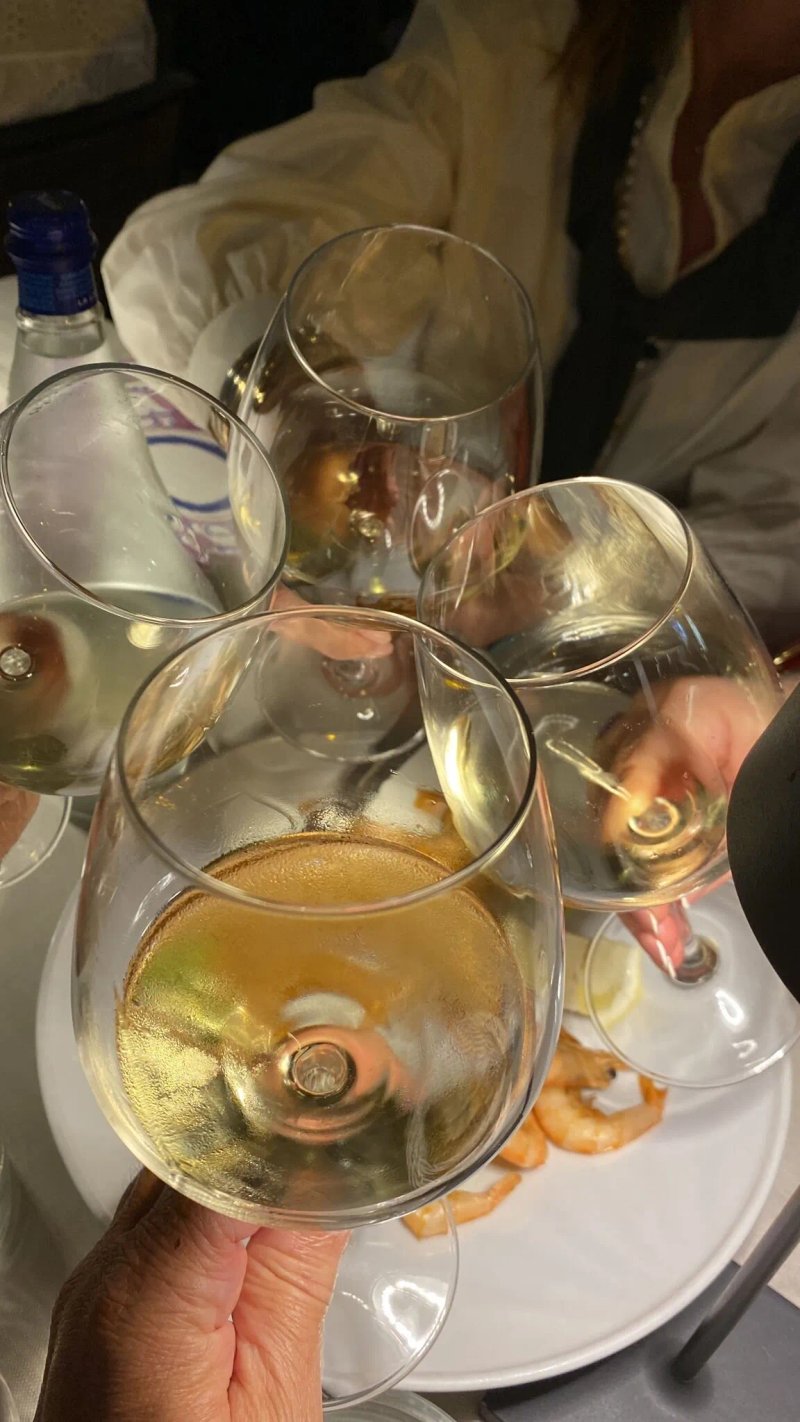 Caffe Internazionale Wine Bar & Restaurant