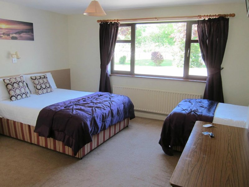 Killarney Peaks Guesthouse B&B