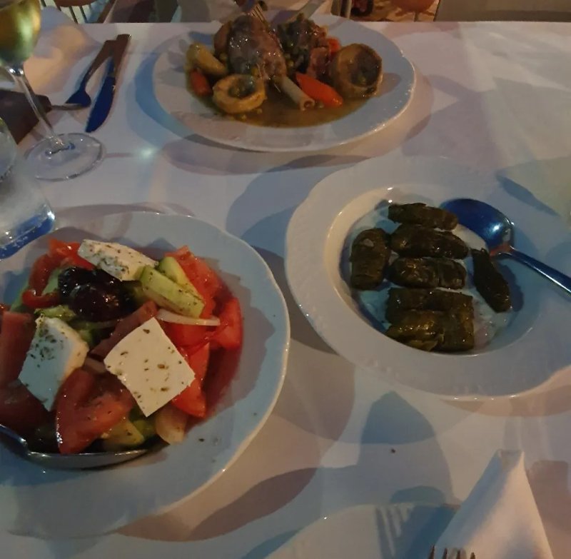 Sousourada Restaurant