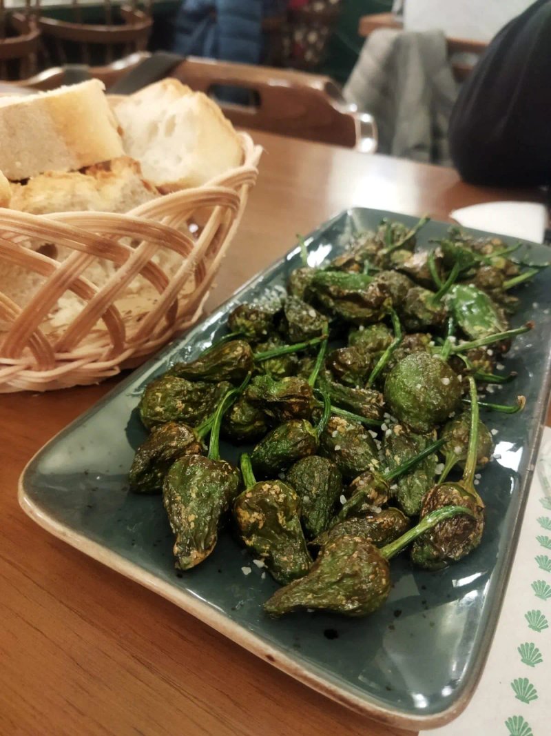Paradiso Cafeteria