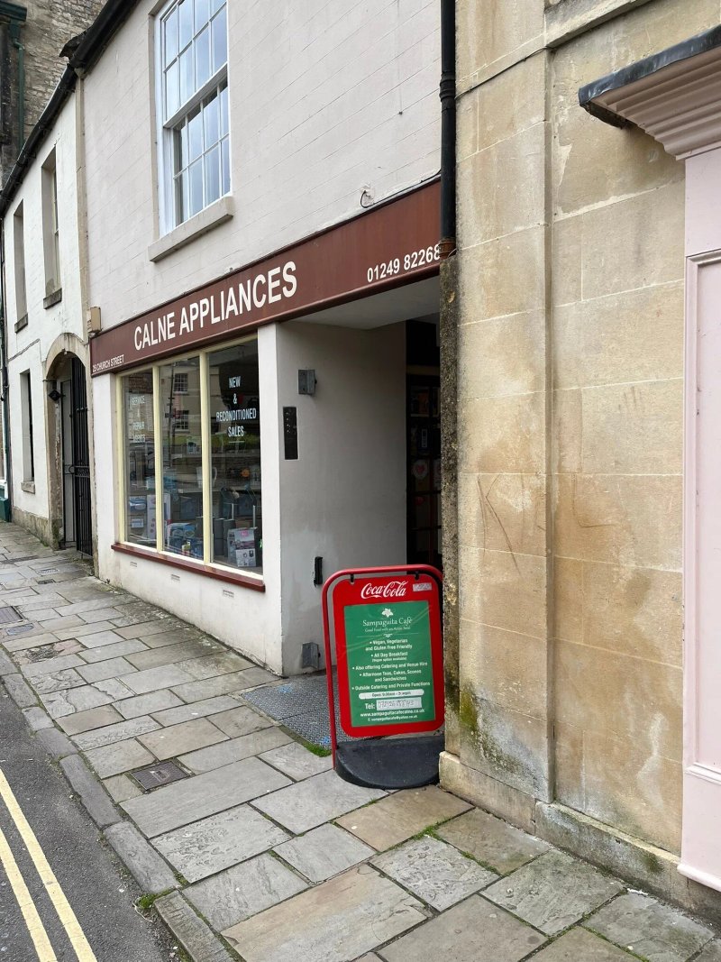 Sampaguita Cafe Calne