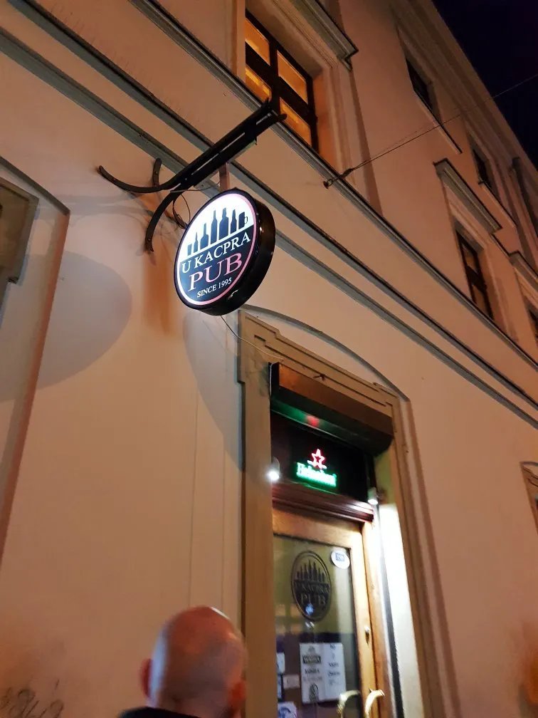U kacpra pool bar