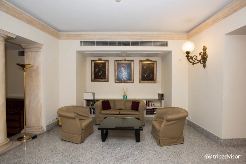 Hotel Albergo Santa Chiara