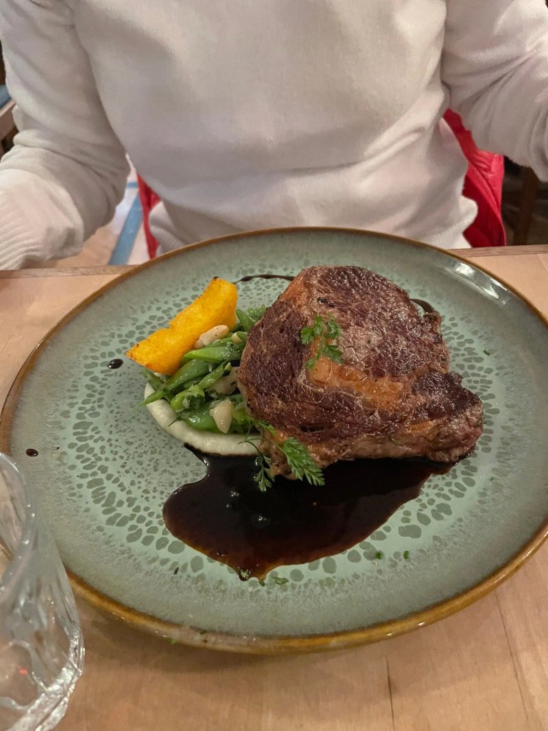 Hase Restaurant