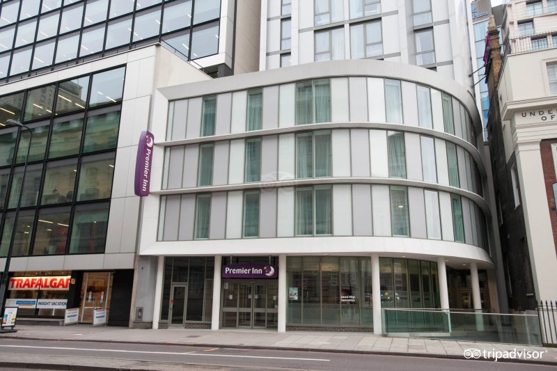 Premier Inn London Waterloo (westminster Bridge) Hotel