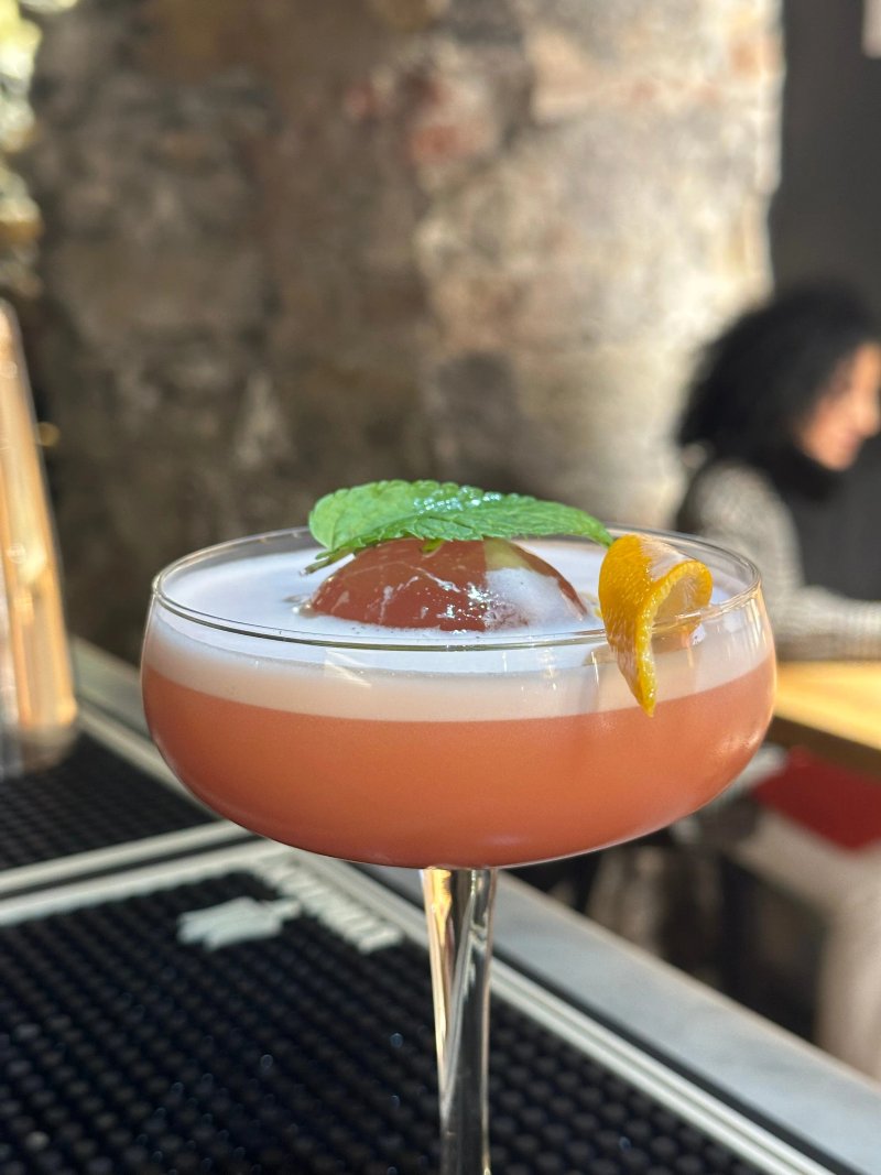 Caliente Ristorante & Lounge Bar