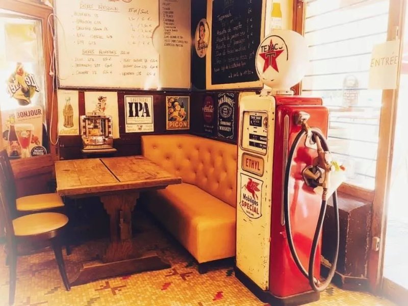 Le Cafe de la Cathedrale