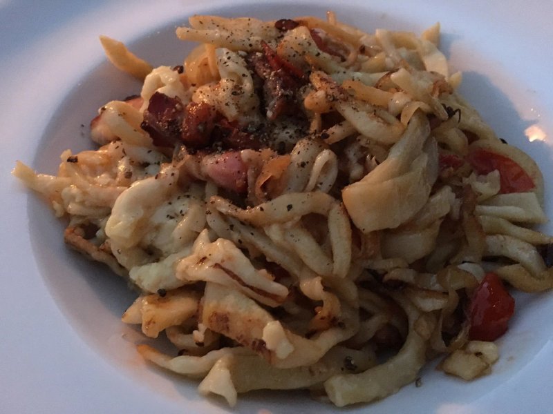 Mitt'n drin Cafe - Bistro
