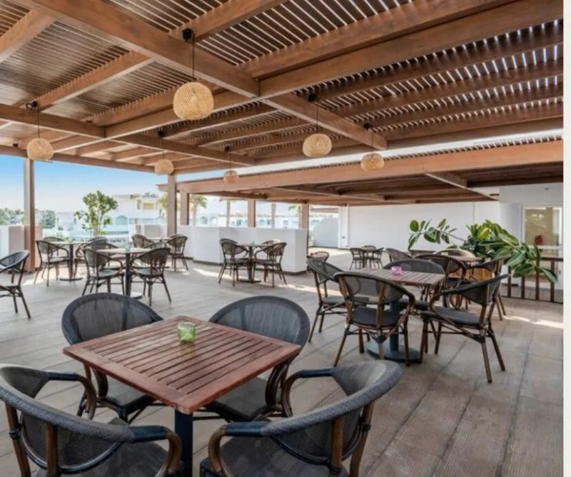Pelopas Resort