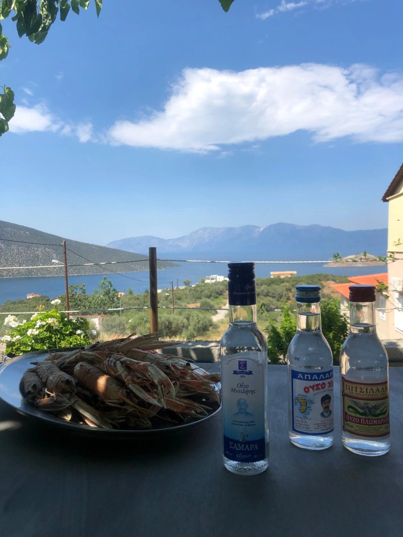 Η Κυρα Λενη