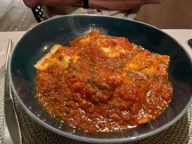 Chrisovoulo Restaurant & Wine Bar