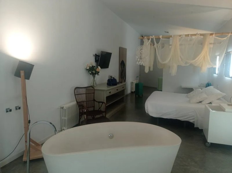 La Maga Rooms