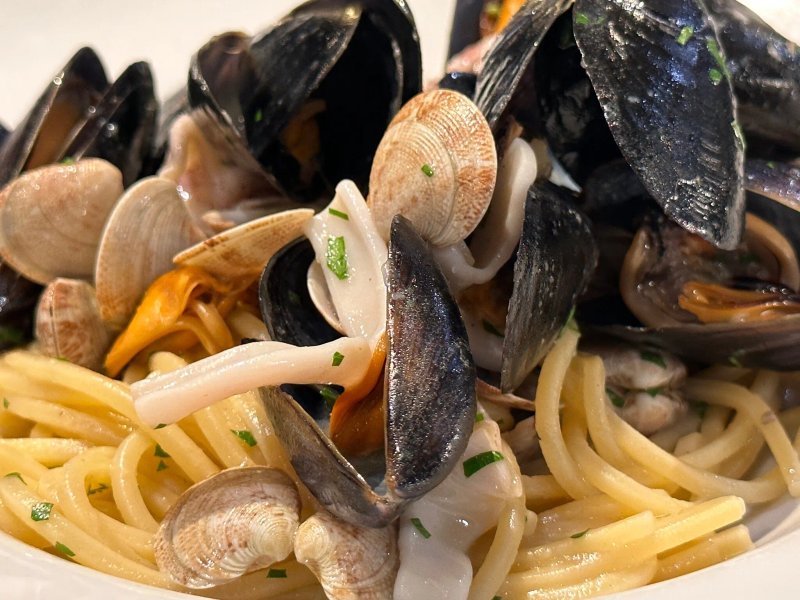 Fish Market Bistro